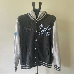 Divided Hooded Button Down Jacket